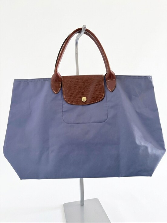 Longchamp Handbags - Authentic Longchamp Le Pliage Medium Nylon Tote Bag Lavender